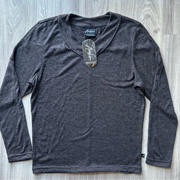 Andrew Christian | Bespoke Long Sleeve V-Neck Shirt in Charcoal (Medium) - Picture 3 of 16